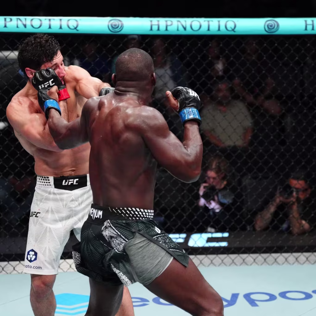 Tresean Gore vs Azamat Bekoev 1